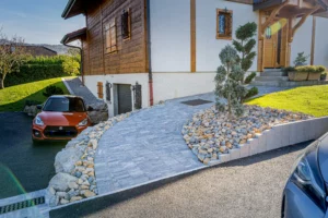 Aravis Enrobage - Massongy - Allée en Pavé avec îlot minéral aménagement d'extérieurs